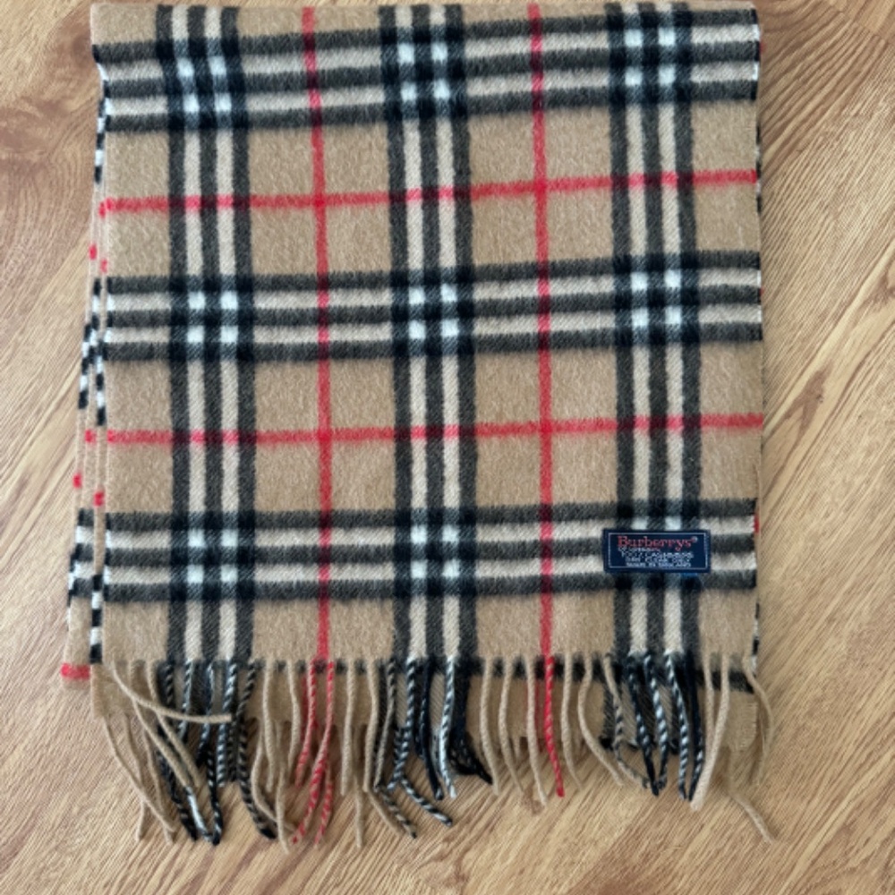 Authentic Burberry mini check scarf 100%cashmere - Picture 2 of 4